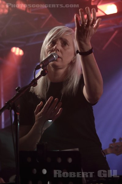 THE DEARS - 2022-09-25 - PARIS - La Boule Noire - 